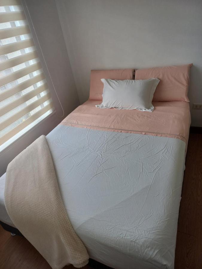 Con Cama Doble Y Bano Privado, Descansar * Bogotá